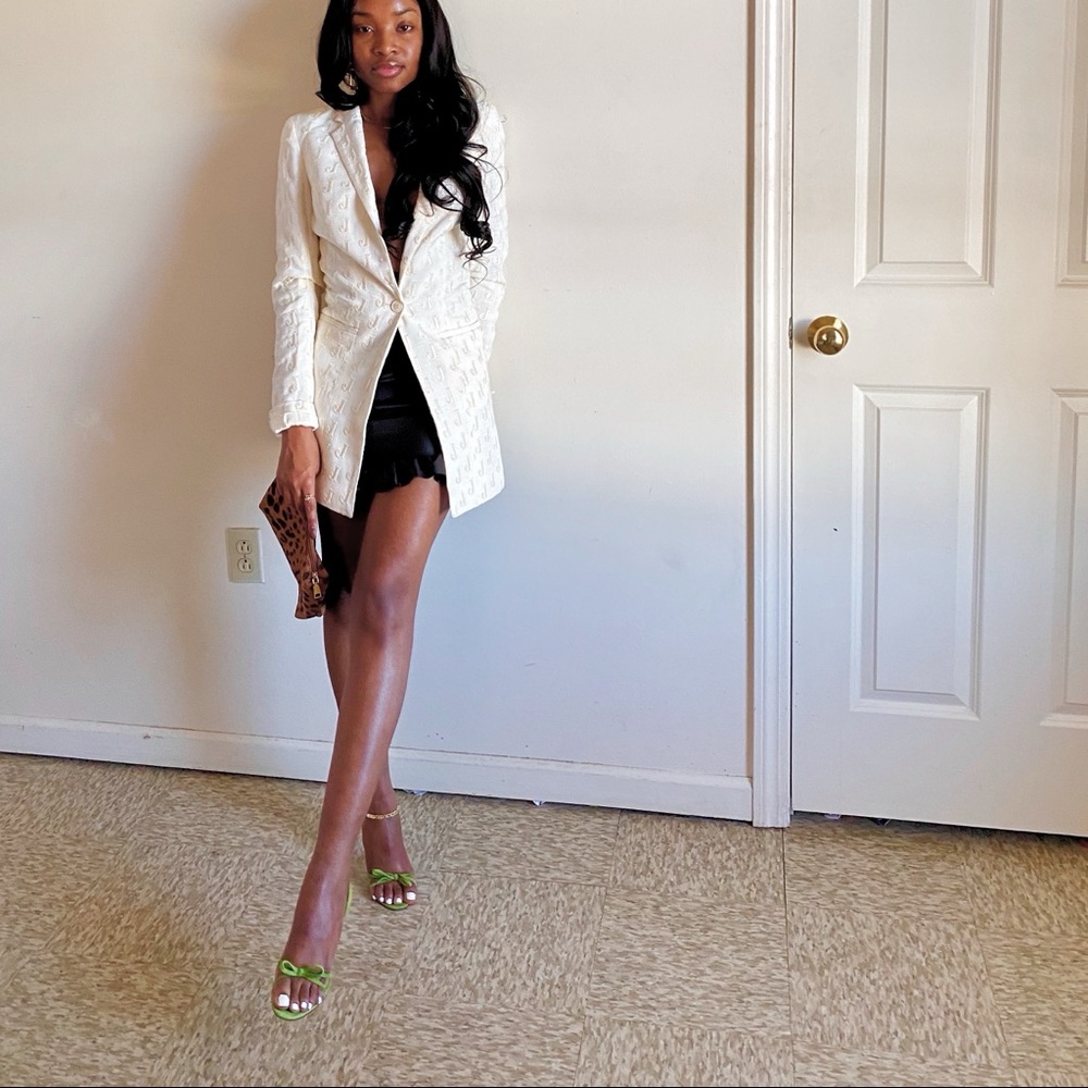 White Jacquemus Blazer